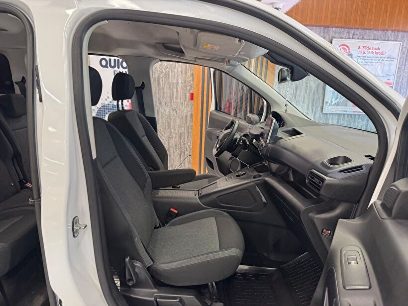 2022 Dizel Otomatik Peugeot Rifter Beyaz Polat Araç Dizayn Otomotiv İnşaat Sanayi Ve Ticaret Limited Şirketi