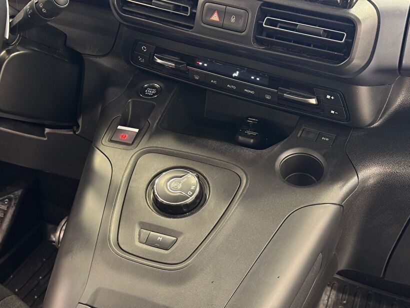 2022 Dizel Otomatik Peugeot Rifter Beyaz Polat Araç Dizayn Otomotiv İnşaat Sanayi Ve Ticaret Limited Şirketi