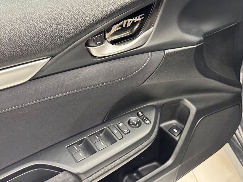 2023 Benzin Otomatik Renault Megane Gri Polat Araç Dizayn Otomotiv İnşaat Sanayi Ve Ticaret Limited Şirketi