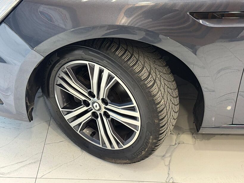 2023 Benzin Otomatik Renault Megane Gri Polat Araç Dizayn Otomotiv İnşaat Sanayi Ve Ticaret Limited Şirketi