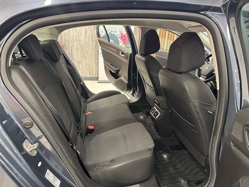 2023 Benzin Otomatik Renault Megane Gri Polat Araç Dizayn Otomotiv İnşaat Sanayi Ve Ticaret Limited Şirketi