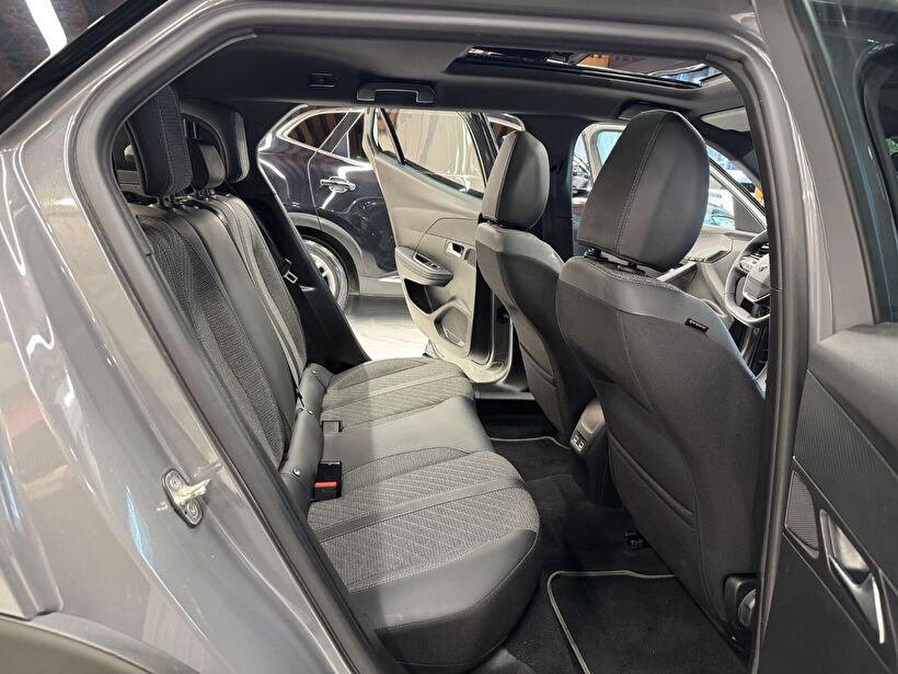 2025 Benzin Otomatik Peugeot 2008 Gri Polat Araç Dizayn Otomotiv İnşaat Sanayi Ve Ticaret Limited Şirketi