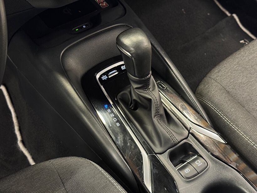 2024 Hybrid Otomatik Toyota Corolla Gri Polat Araç Dizayn Otomotiv İnşaat Sanayi Ve Ticaret Limited Şirketi