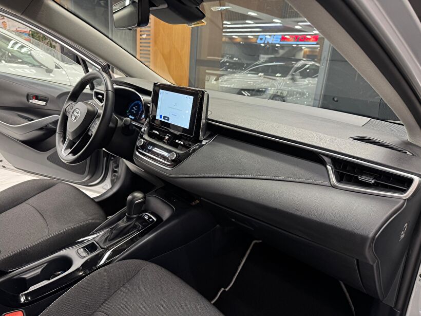 2024 Hybrid Otomatik Toyota Corolla Gri Polat Araç Dizayn Otomotiv İnşaat Sanayi Ve Ticaret Limited Şirketi