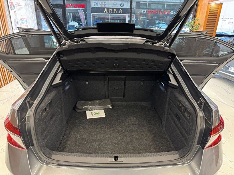 2023 Benzin Otomatik Skoda Superb Gri Polat Araç Dizayn Otomotiv İnşaat Sanayi Ve Ticaret Limited Şirketi