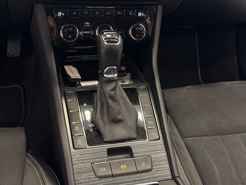 2023 Benzin Otomatik Skoda Superb Gri Polat Araç Dizayn Otomotiv İnşaat Sanayi Ve Ticaret Limited Şirketi