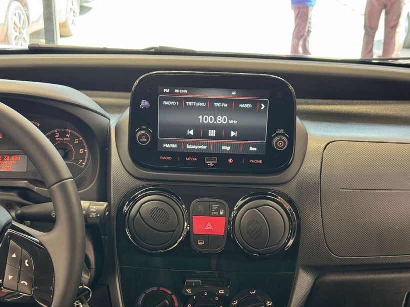 2024 Benzin + LPG Manuel Fiat Fiorino Combi Mavi Polat Araç Dizayn Otomotiv İnşaat Sanayi Ve Ticaret Limited Şirketi