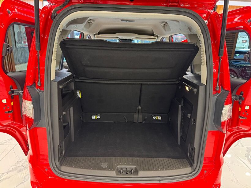 2022 Dizel Manuel Ford Tourneo Courier Kırmızı Polat Araç Dizayn Otomotiv İnşaat Sanayi Ve Ticaret Limited Şirketi