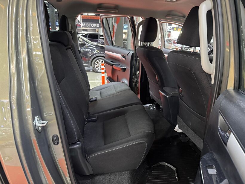 2023 Dizel Otomatik Toyota Hi-Lux Gri Polat Araç Dizayn Otomotiv İnşaat Sanayi Ve Ticaret Limited Şirketi