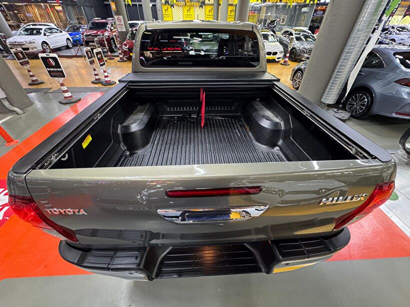 2023 Dizel Otomatik Toyota Hi-Lux Gri Polat Araç Dizayn Otomotiv İnşaat Sanayi Ve Ticaret Limited Şirketi