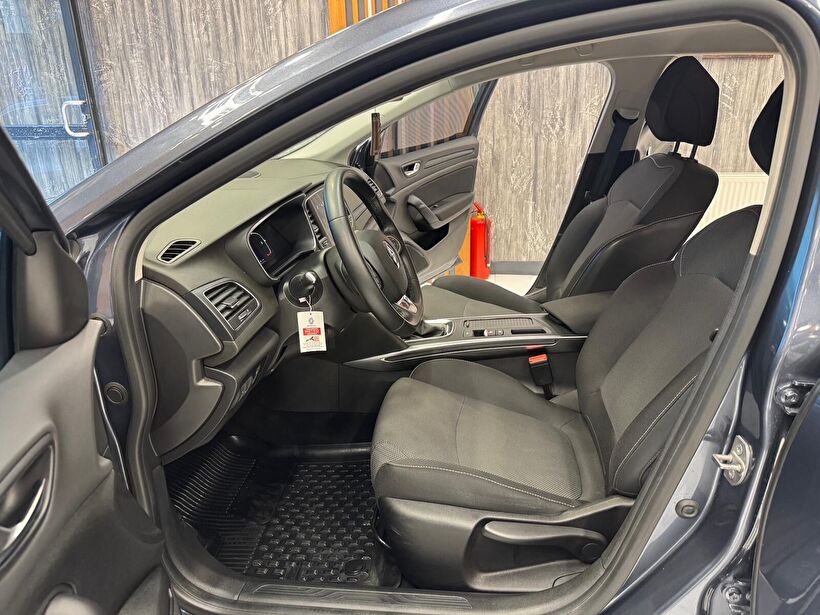 2023 Benzin Otomatik Renault Megane Gri Polat Araç Dizayn Otomotiv İnşaat Sanayi Ve Ticaret Limited Şirketi