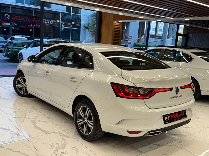 2024 Dizel Otomatik Renault Megane Beyaz Polat Araç Dizayn Otomotiv İnşaat Sanayi Ve Ticaret Limited Şirketi