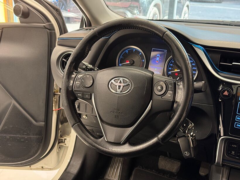 2016 Dizel Otomatik Toyota Corolla Beyaz Polat Araç Dizayn Otomotiv İnşaat Sanayi Ve Ticaret Limited Şirketi