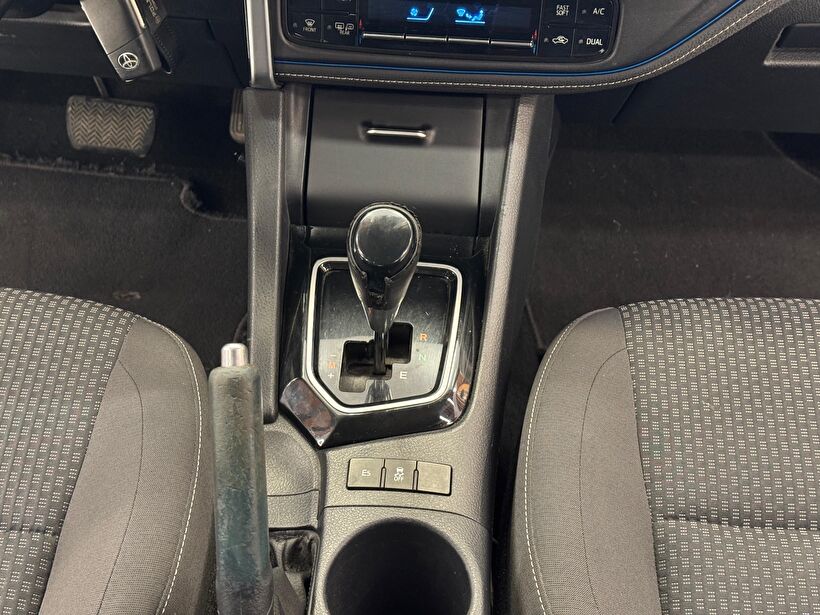 2016 Dizel Otomatik Toyota Corolla Beyaz Polat Araç Dizayn Otomotiv İnşaat Sanayi Ve Ticaret Limited Şirketi