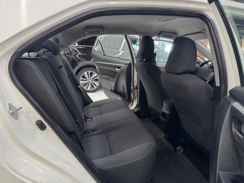 2016 Dizel Otomatik Toyota Corolla Beyaz Polat Araç Dizayn Otomotiv İnşaat Sanayi Ve Ticaret Limited Şirketi