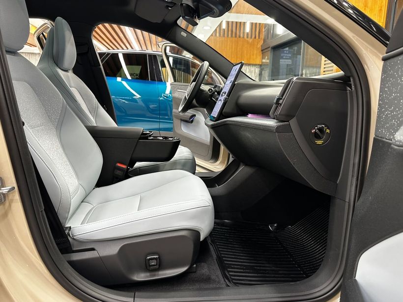 2025 Elektrik Otomatik Volvo EX30 Kahverengi Polat Araç Dizayn Otomotiv İnşaat Sanayi Ve Ticaret Limited Şirketi