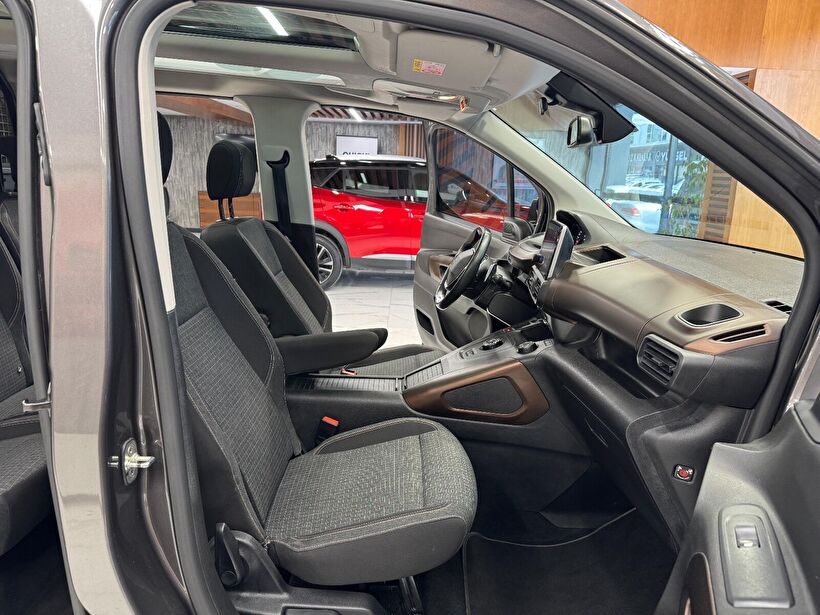 2023 Dizel Otomatik Peugeot Rifter Gri Polat Araç Dizayn Otomotiv İnşaat Sanayi Ve Ticaret Limited Şirketi