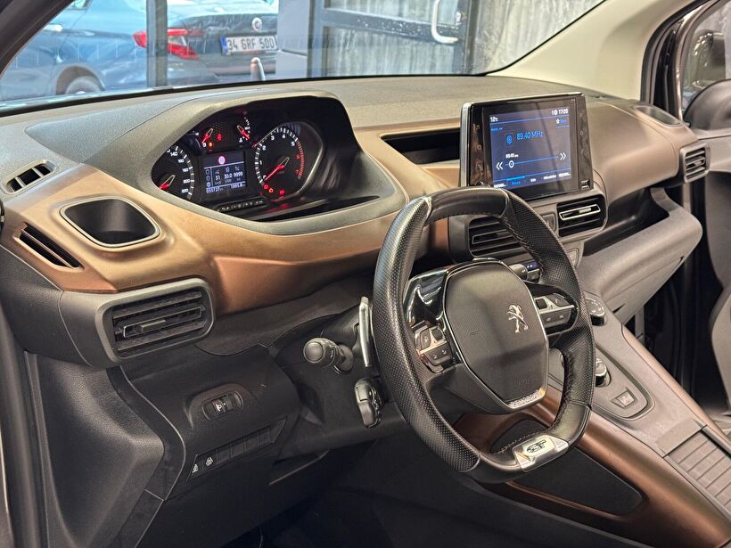 2023 Dizel Otomatik Peugeot Rifter Gri Polat Araç Dizayn Otomotiv İnşaat Sanayi Ve Ticaret Limited Şirketi