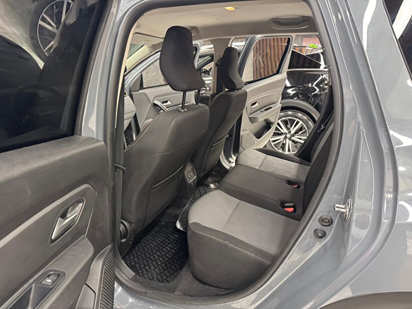 2024 Benzin Otomatik Dacia Duster Gri Polat Araç Dizayn Otomotiv İnşaat Sanayi Ve Ticaret Limited Şirketi