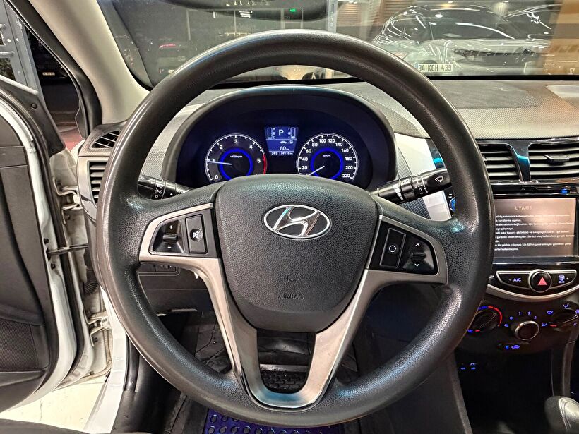 2018 Dizel Otomatik Hyundai Accent Blue Beyaz Polat Araç Dizayn Otomotiv İnşaat Sanayi Ve Ticaret Limited Şirketi