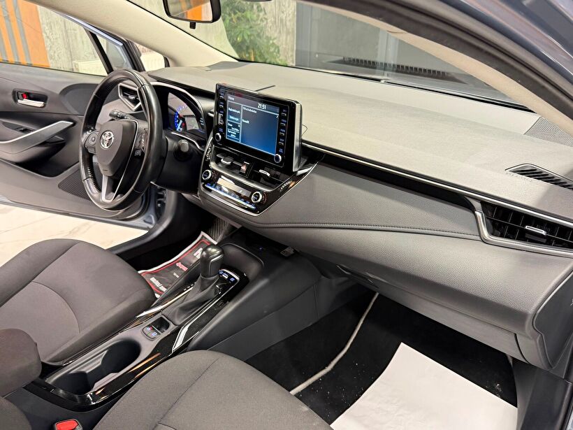 2022 Hybrid Otomatik Toyota Corolla Gri Polat Araç Dizayn Otomotiv İnşaat Sanayi Ve Ticaret Limited Şirketi