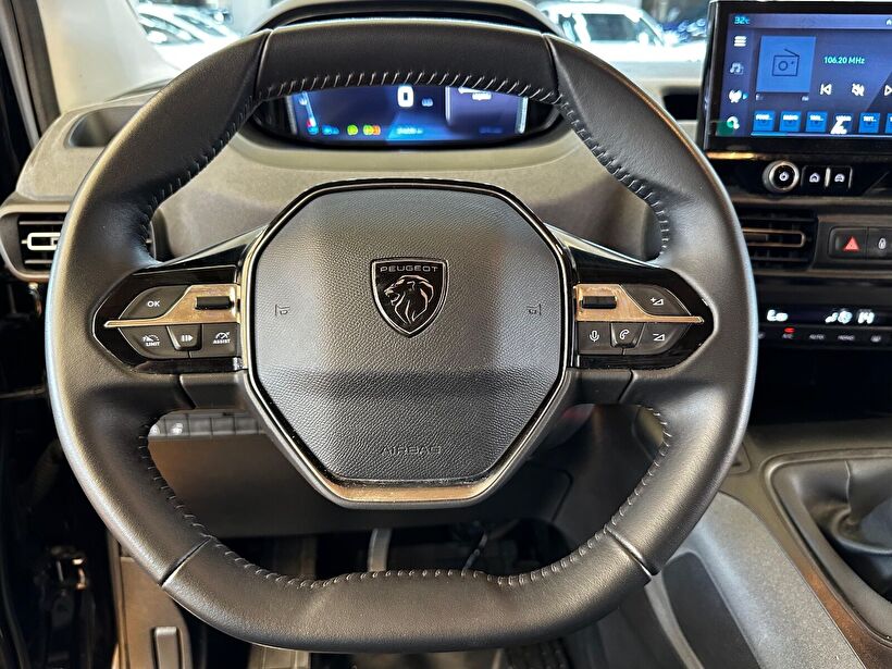 2025 Dizel Manuel Peugeot Rifter Siyah Polat Araç Dizayn Otomotiv İnşaat Sanayi Ve Ticaret Limited Şirketi
