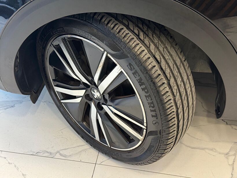 2021 Dizel Otomatik Peugeot 3008 Siyah Polat Araç Dizayn Otomotiv İnşaat Sanayi Ve Ticaret Limited Şirketi