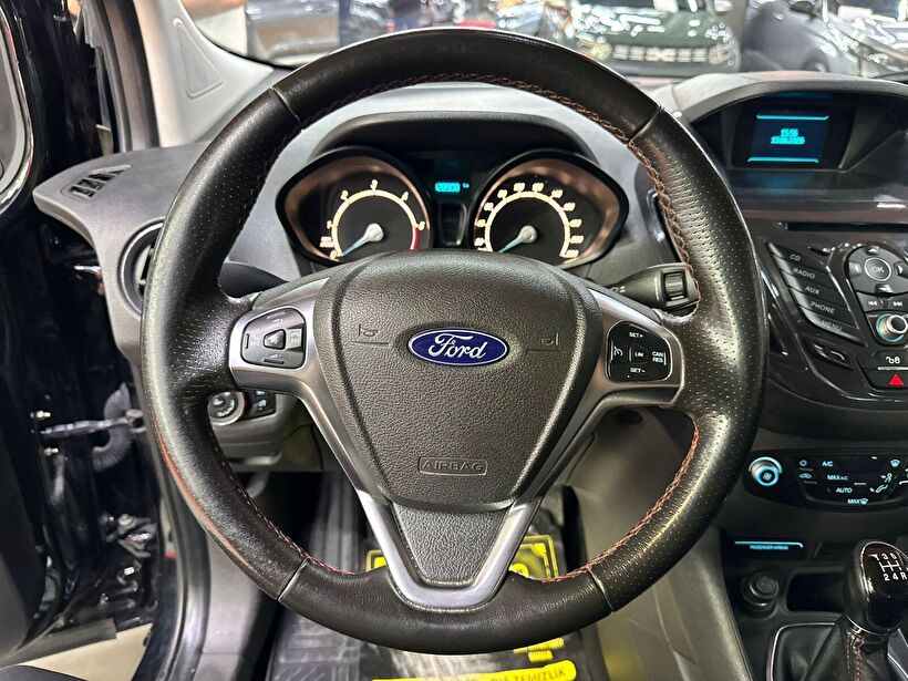 2017 Dizel Manuel Ford Tourneo Courier Siyah Polat Araç Dizayn Otomotiv İnşaat Sanayi Ve Ticaret Limited Şirketi