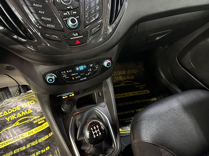 2017 Dizel Manuel Ford Tourneo Courier Siyah Polat Araç Dizayn Otomotiv İnşaat Sanayi Ve Ticaret Limited Şirketi