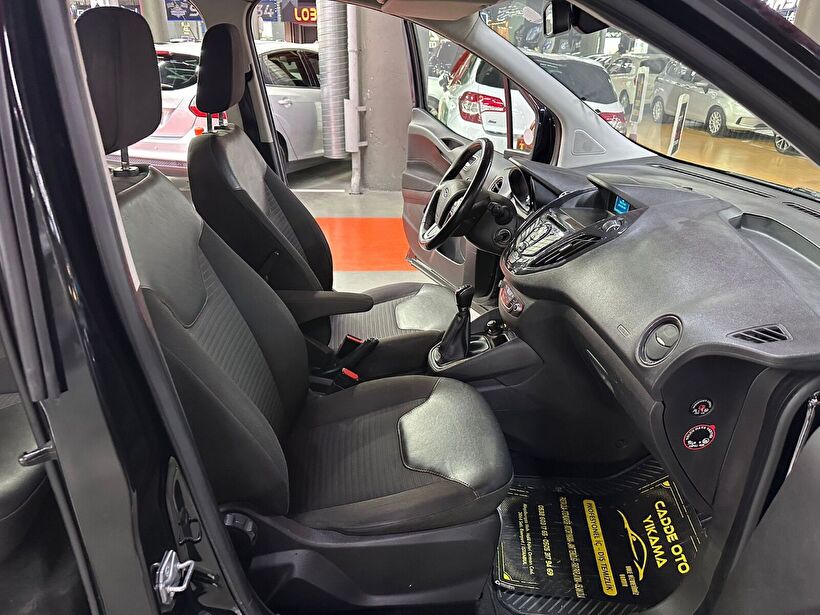 2017 Dizel Manuel Ford Tourneo Courier Siyah Polat Araç Dizayn Otomotiv İnşaat Sanayi Ve Ticaret Limited Şirketi