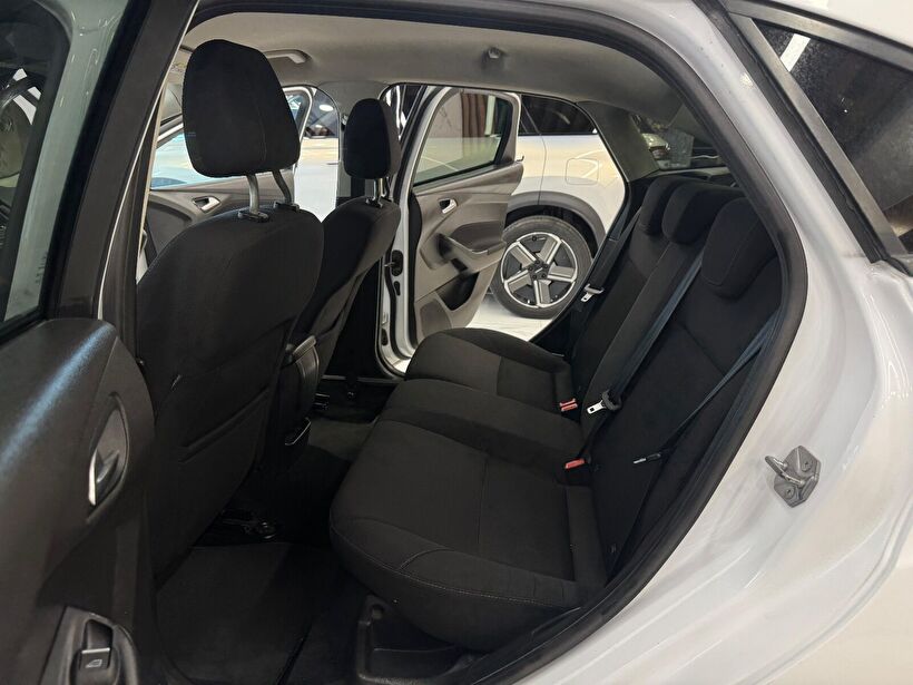 2016 Dizel Otomatik Ford Focus Beyaz Polat Araç Dizayn Otomotiv İnşaat Sanayi Ve Ticaret Limited Şirketi