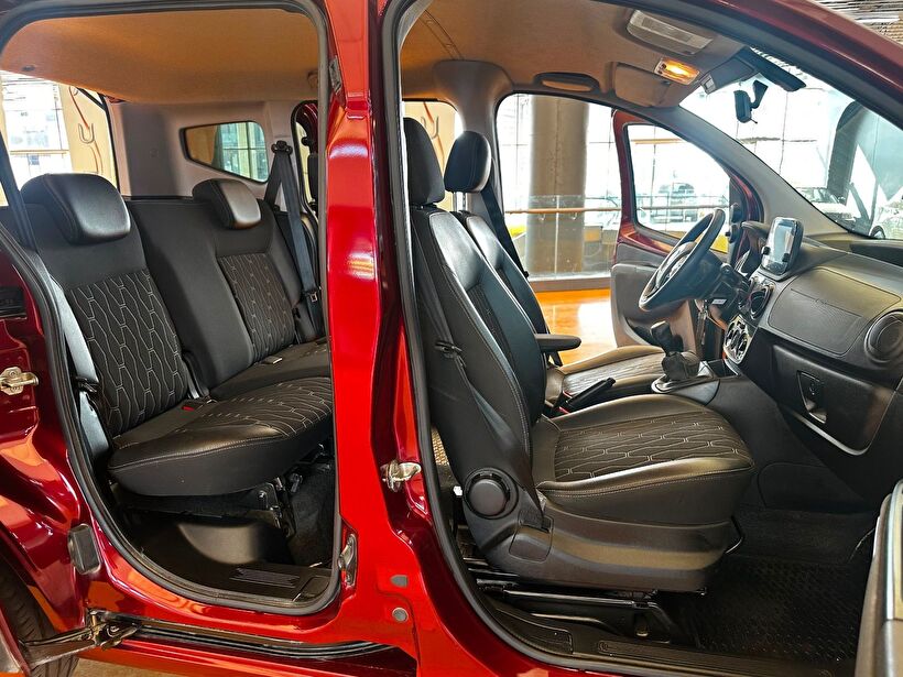 2024 Dizel Manuel Fiat Fiorino Combi Kırmızı Polat Araç Dizayn Otomotiv İnşaat Sanayi Ve Ticaret Limited Şirketi
