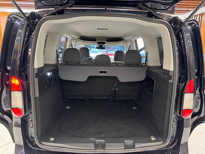 2022 Dizel Otomatik Ford Tourneo Connect Mavi Polat Araç Dizayn Otomotiv İnşaat Sanayi Ve Ticaret Limited Şirketi