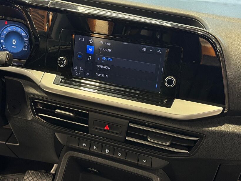 2022 Dizel Otomatik Ford Tourneo Connect Mavi Polat Araç Dizayn Otomotiv İnşaat Sanayi Ve Ticaret Limited Şirketi