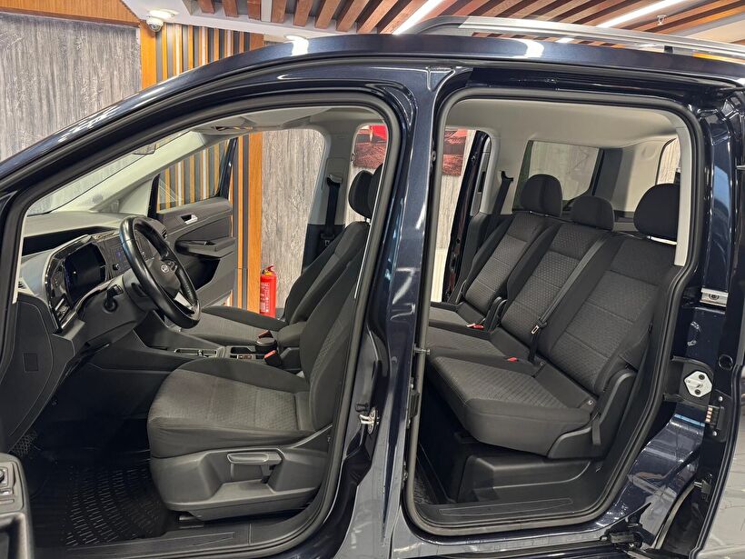 2022 Dizel Otomatik Ford Tourneo Connect Mavi Polat Araç Dizayn Otomotiv İnşaat Sanayi Ve Ticaret Limited Şirketi