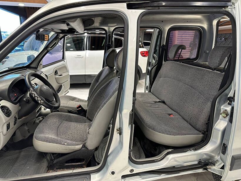 2004 Dizel Manuel Renault Kangoo Gri Polat Araç Dizayn Otomotiv İnşaat Sanayi Ve Ticaret Limited Şirketi