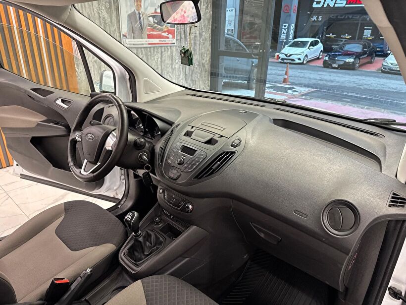 2023 Dizel Manuel Ford Tourneo Courier Beyaz Polat Araç Dizayn Otomotiv İnşaat Sanayi Ve Ticaret Limited Şirketi