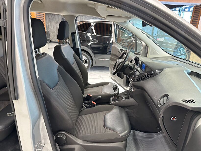 2023 Dizel Manuel Ford Tourneo Courier Gri Polat Araç Dizayn Otomotiv İnşaat Sanayi Ve Ticaret Limited Şirketi