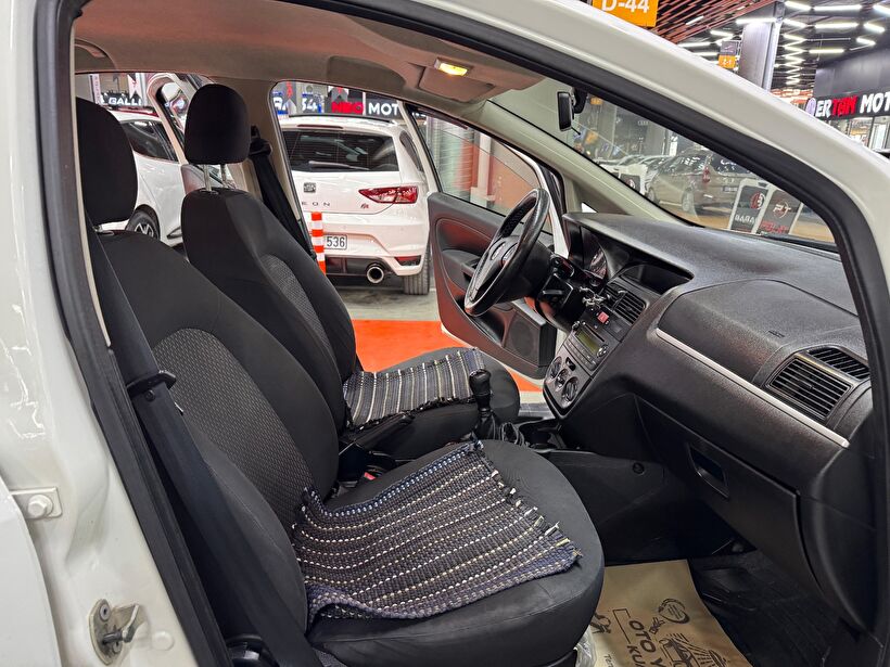 2015 Dizel Manuel Fiat Linea Beyaz Polat Araç Dizayn Otomotiv İnşaat Sanayi Ve Ticaret Limited Şirketi