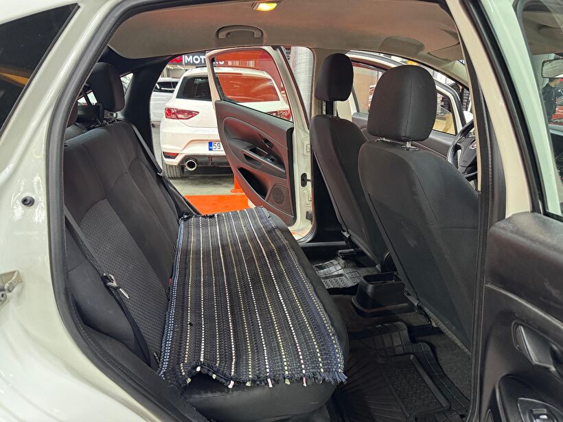 2015 Dizel Manuel Fiat Linea Beyaz Polat Araç Dizayn Otomotiv İnşaat Sanayi Ve Ticaret Limited Şirketi