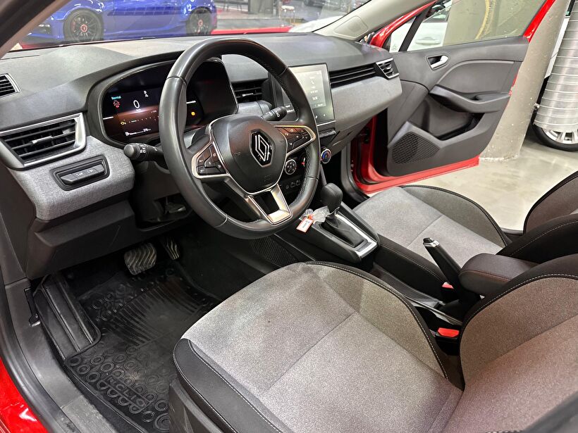 2024 Benzin Otomatik Renault Clio Kırmızı Polat Araç Dizayn Otomotiv İnşaat Sanayi Ve Ticaret Limited Şirketi