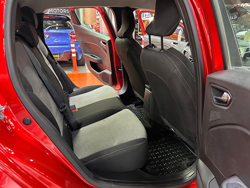 2024 Benzin Otomatik Renault Clio Kırmızı Polat Araç Dizayn Otomotiv İnşaat Sanayi Ve Ticaret Limited Şirketi