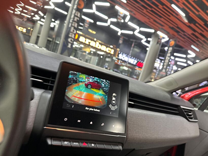 2024 Benzin Otomatik Renault Clio Kırmızı Polat Araç Dizayn Otomotiv İnşaat Sanayi Ve Ticaret Limited Şirketi