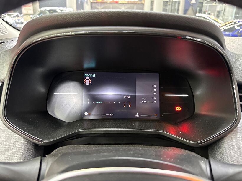 2024 Benzin Otomatik Renault Clio Kırmızı Polat Araç Dizayn Otomotiv İnşaat Sanayi Ve Ticaret Limited Şirketi