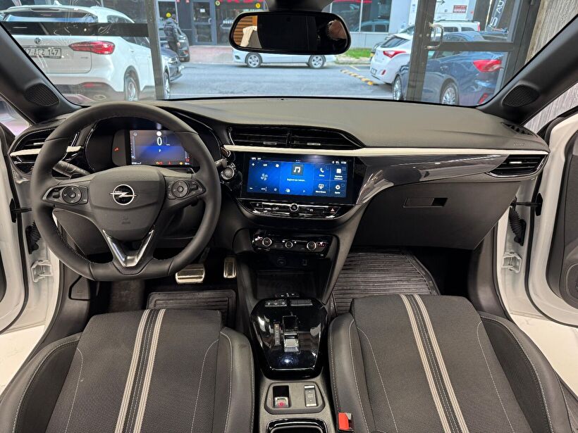 2025 Benzin Otomatik Opel Corsa Beyaz Polat Araç Dizayn Otomotiv İnşaat Sanayi Ve Ticaret Limited Şirketi