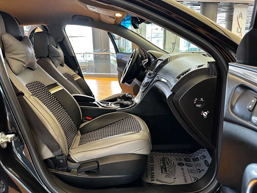 2016 Dizel Otomatik Opel Insignia Siyah Polat Araç Dizayn Otomotiv İnşaat Sanayi Ve Ticaret Limited Şirketi