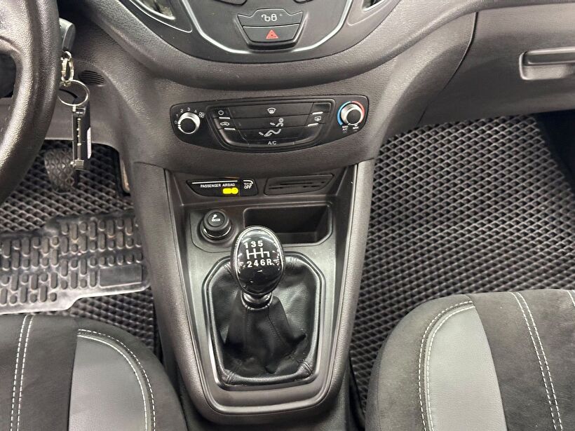 2023 Dizel Manuel Ford Tourneo Courier Beyaz Polat Araç Dizayn Otomotiv İnşaat Sanayi Ve Ticaret Limited Şirketi