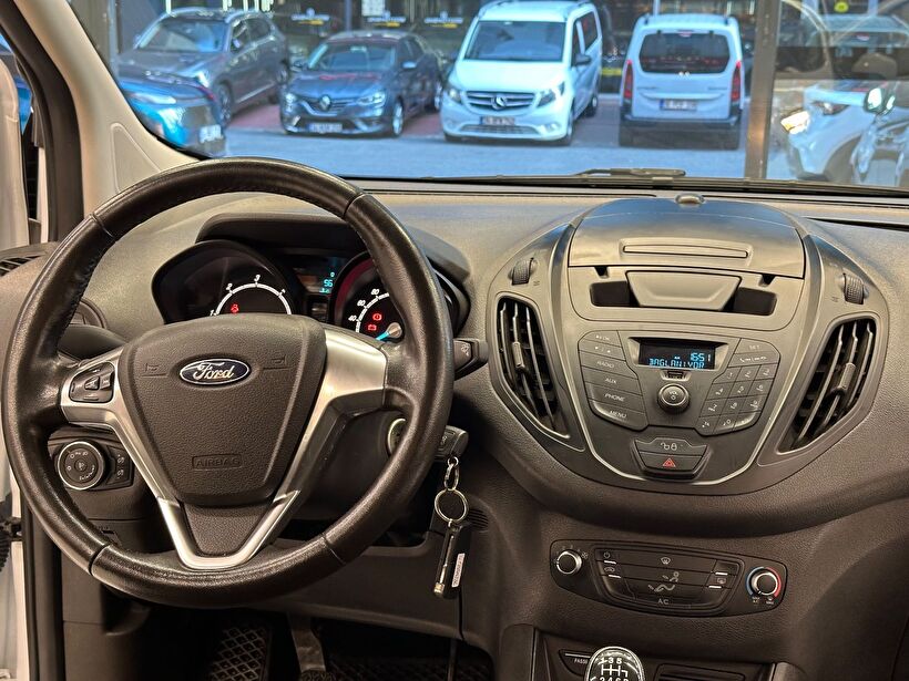 2023 Dizel Manuel Ford Tourneo Courier Beyaz Polat Araç Dizayn Otomotiv İnşaat Sanayi Ve Ticaret Limited Şirketi