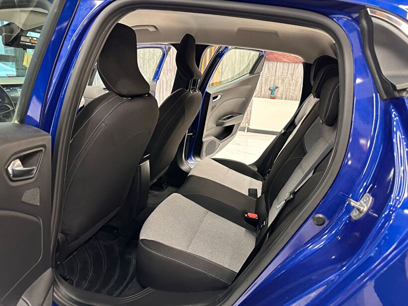 2024 Benzin Otomatik Renault Clio Mavi Polat Araç Dizayn Otomotiv İnşaat Sanayi Ve Ticaret Limited Şirketi