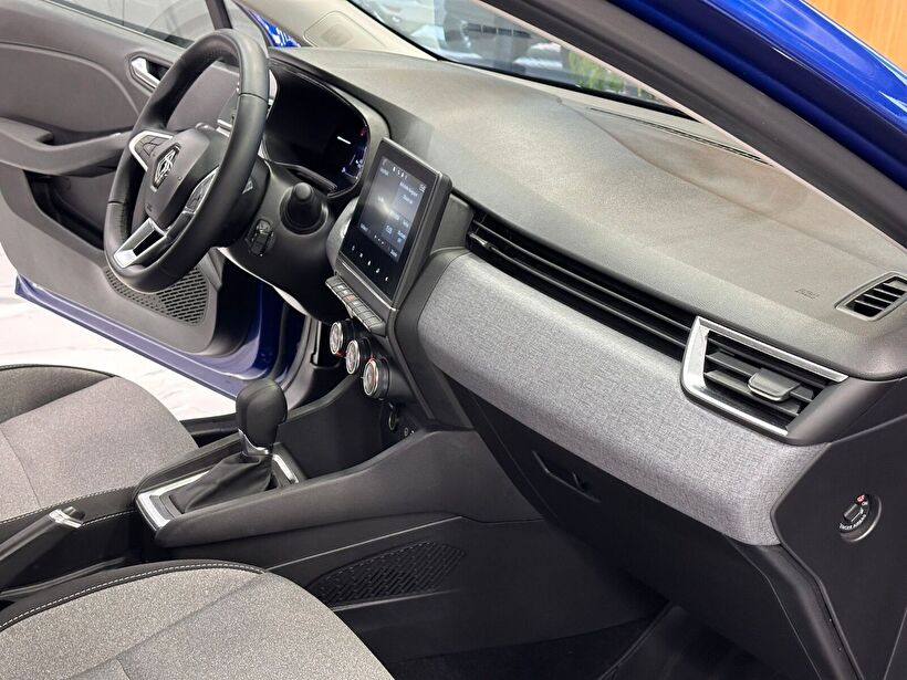 2024 Benzin Otomatik Renault Clio Mavi Polat Araç Dizayn Otomotiv İnşaat Sanayi Ve Ticaret Limited Şirketi